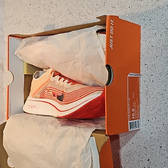 Nike Zoom Fly SP "Camo Mismatch" - Picture 8 of 9